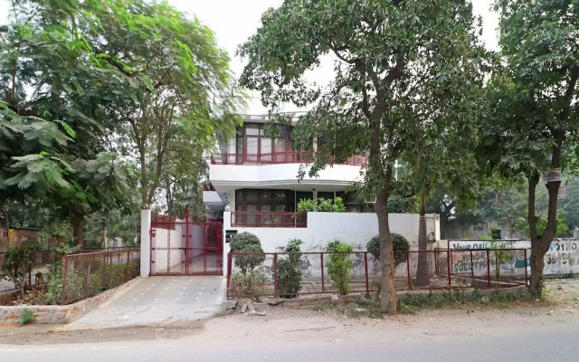 Oyo 708 Hotel Sanjeevni