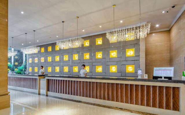 Yungang Jianguo Hotel