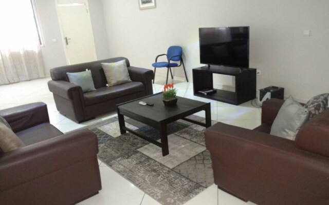 Comfort Hotel & Apartments