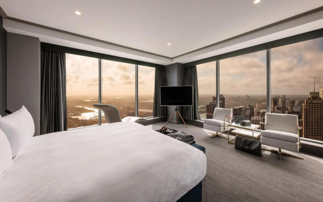 Meriton Suites World Tower