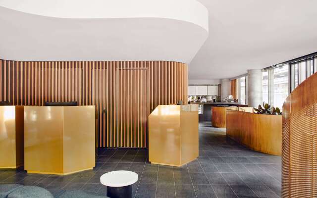 Quincy Hotel Melbourne