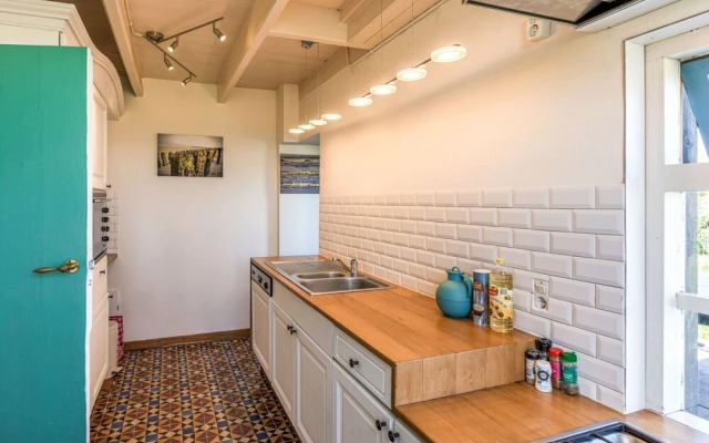 Quaint Holiday Home in Nieuwvliet-Bad near Sea Beach