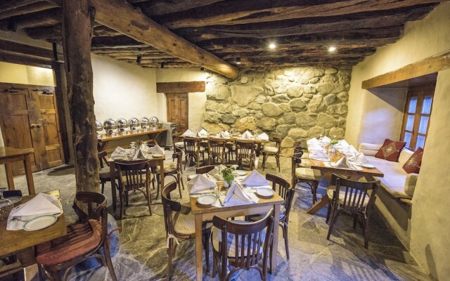 Serena Shigar Fort
