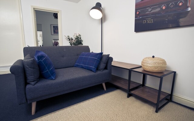 Short Stay Bristol - Mina A Apartment