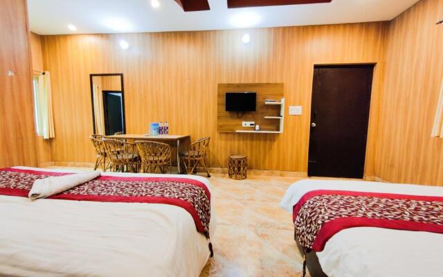 Bhagirathi Hotel in Tapovan By PerfectStyaz