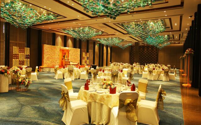 Crowne Plaza New Delhi Mayur Vihar Noida by IHG