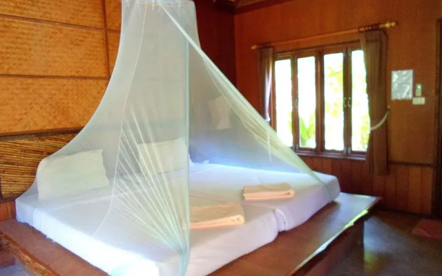 The Cliff and River Jungle Resort