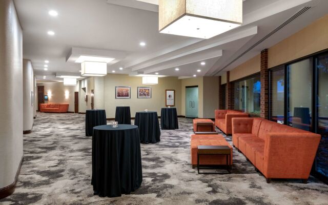 DoubleTree by Hilton Denver - Aurora
