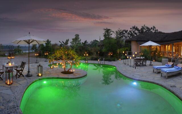 Barahi Jungle Lodge
