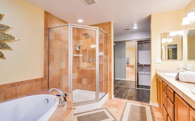 Riverfront Bullhead City Condo Near Casinos!