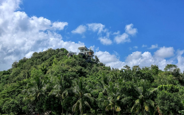 Seven Havens Residence