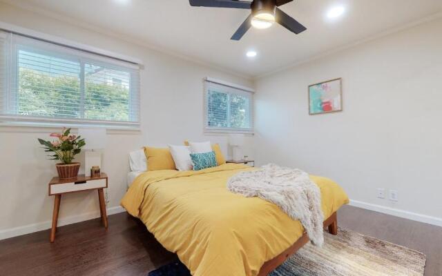 PRIVATE 4BR Near LAX & Beaches Playa Vista