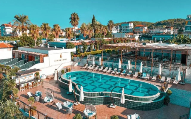 Feniks Hotel