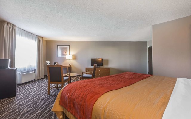 Comfort Inn Oshawa