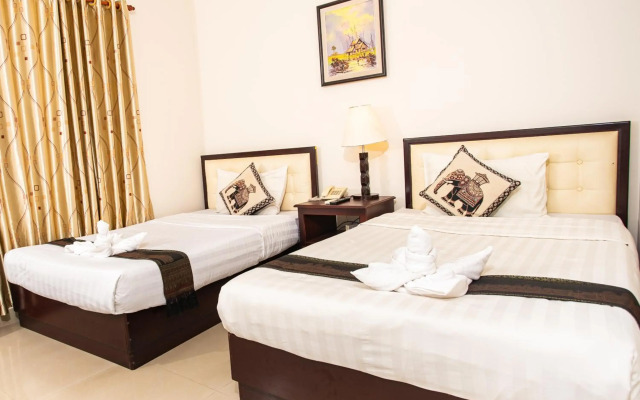 Silver Mounts Hotel