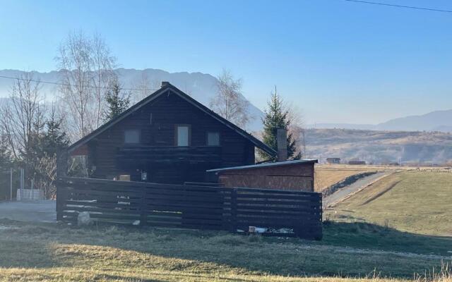 Stunning 4-bed Chalet in Bran With Superb Panorama