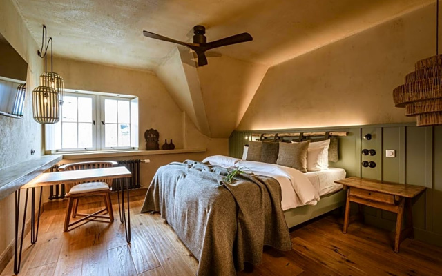 Hotel / Weingut Meintzinger