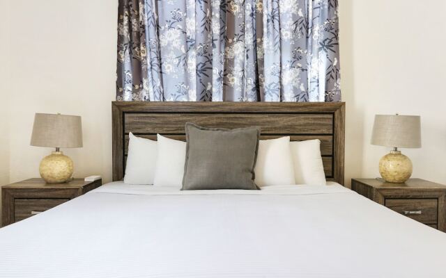 Uptown Spacious 4BD w Historic Charm