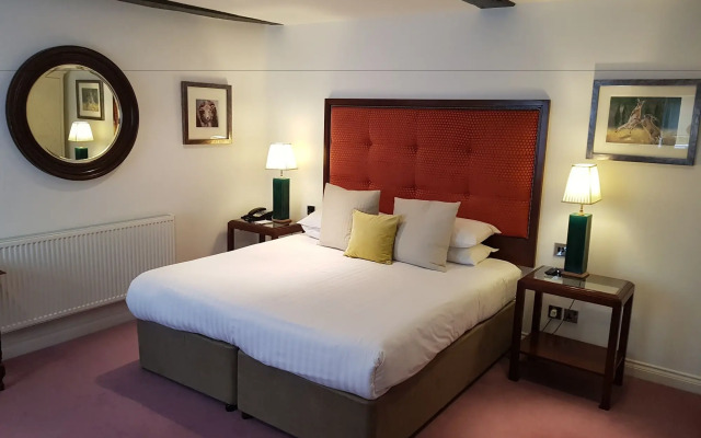 Noel Arms Hotel