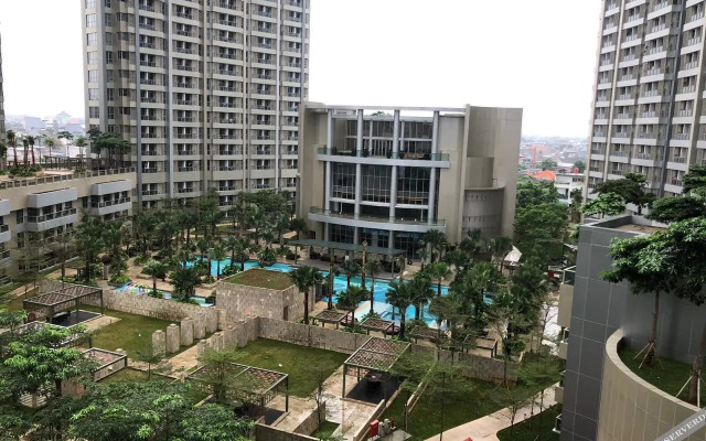 Cozy Studio Apartmen at Taman Anggrek Residences