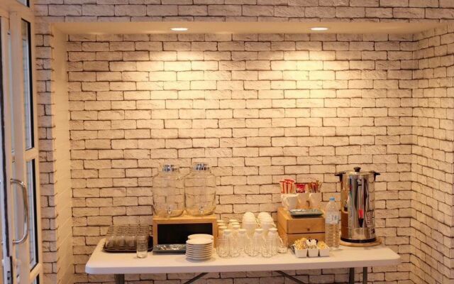 Baan Iyara Boutique City Hotel