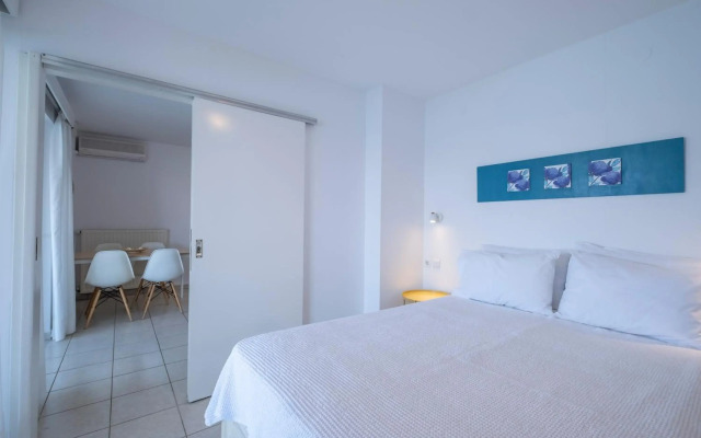 Meli Apartments & Villas