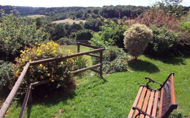 Property With 2 Bedrooms in Pierrefitte-en-auge, With Wonderful Lake V
