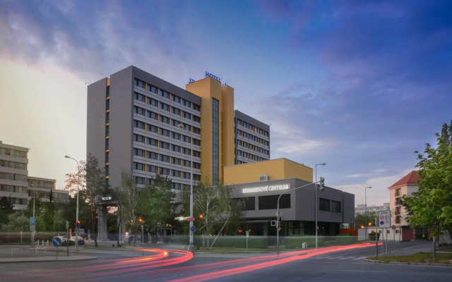 Hotel ILF