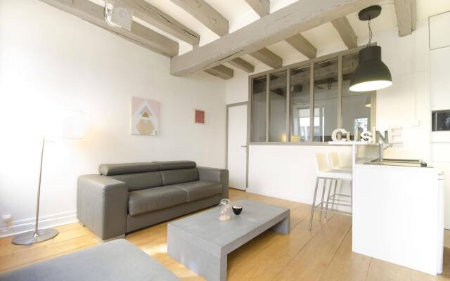 Luxury Apartment in Paris - Marais