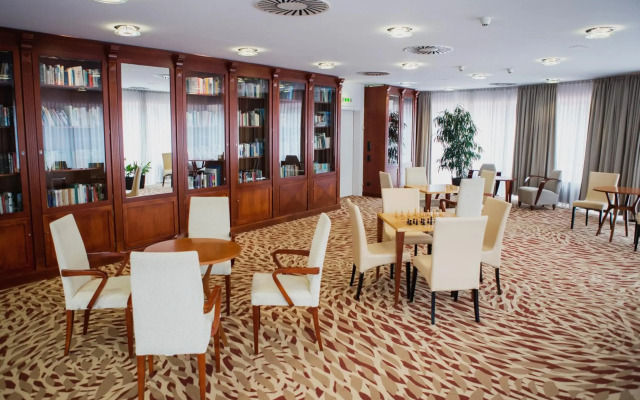 Lotus Therme Hotel & Spa