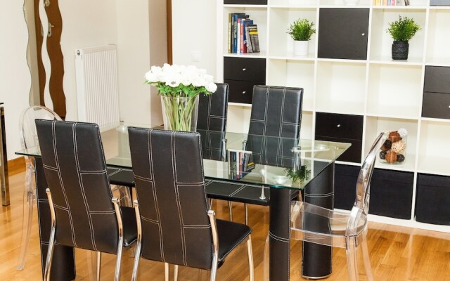 Sifris Apartment in the Heart of Athens