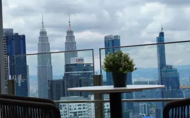 Agile Galaxy Residence Trx Kl