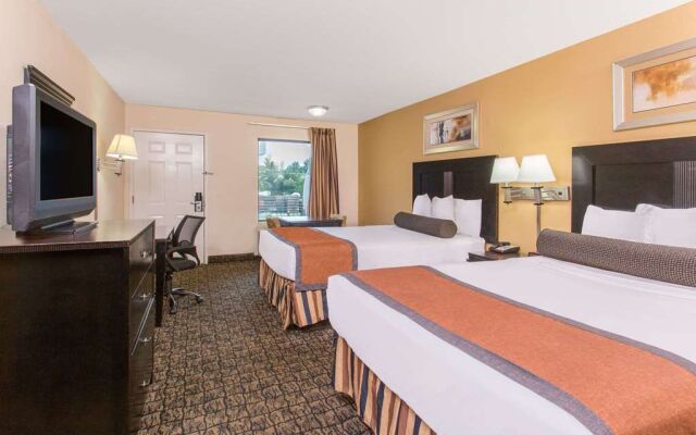 Quality Inn & Suites Monticello Ar