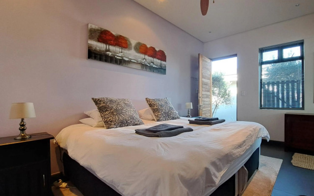 Sunrise and Sunset Apartments at Domaine Coutelier
