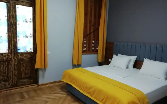Palm Hotel