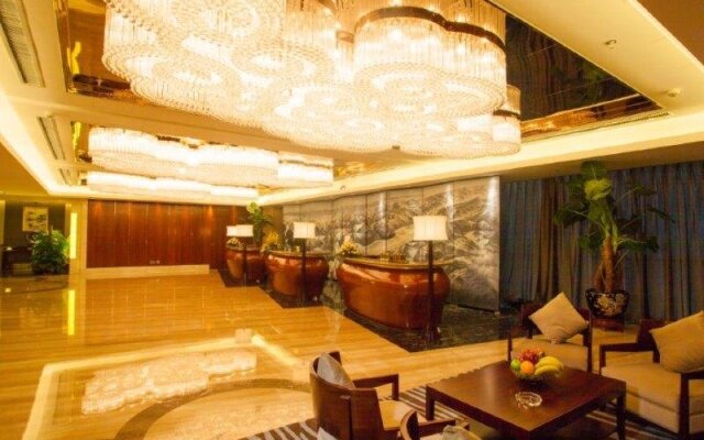 Soluxe Hotel