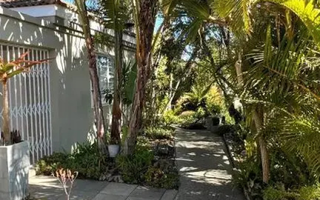 Plett57 - Self Catering - Room No2