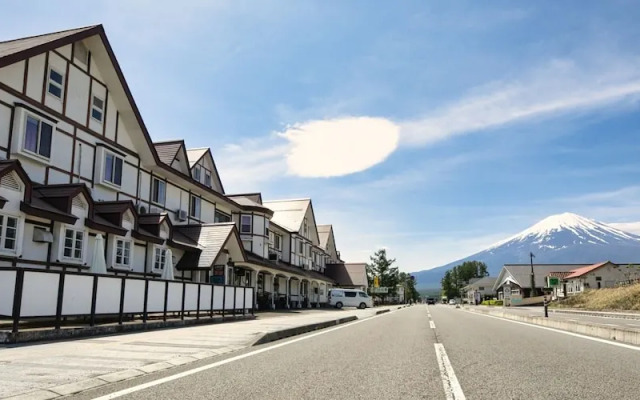 Hotel CAMELOT