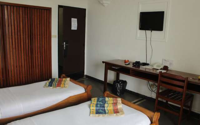 Hostellerie De La Sanaga