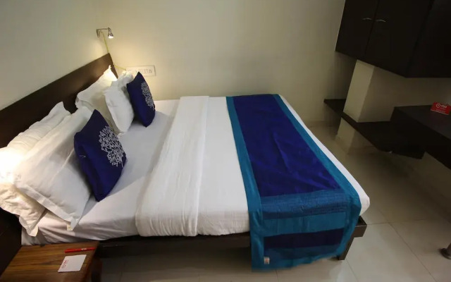 OYO 2156 Hotel Isher International