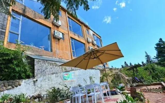 Yuanyang Liuyunge Chinese Inn (Duoyishu Scenic Area)