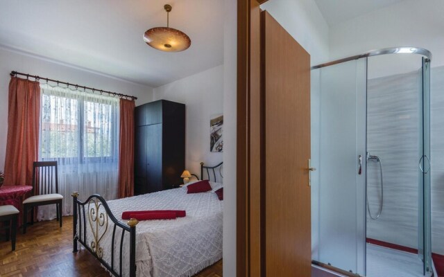 Nice Home in Brtonigla With Wifi and 3 Bedrooms