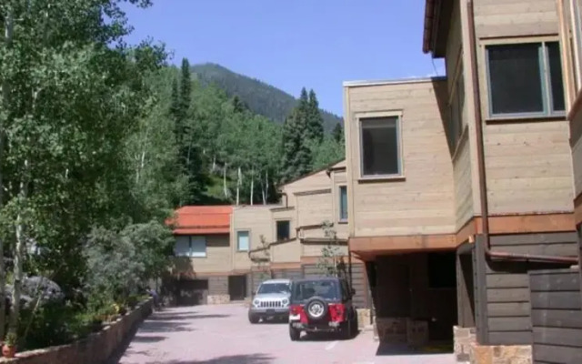 RedAwning Riverwatch #4