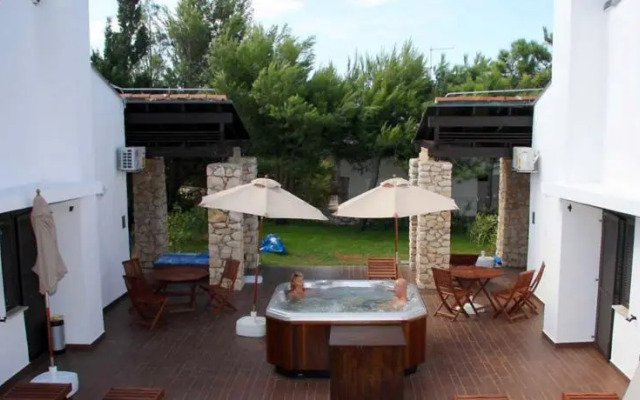 Apartment Rona Gajac Superior