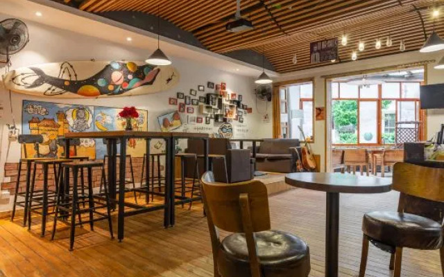 Blue Sky International Youth Hostel (Sanya Dadonghai)