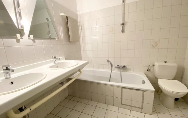 Apartment Nieuwpoort Near Sandy Beaches