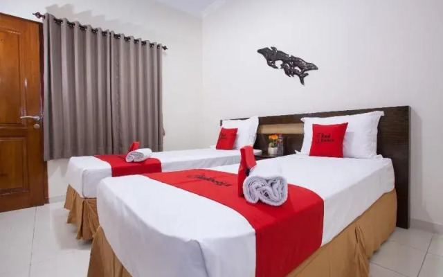 RedDoorz near Tugu Pahlawan Surabaya