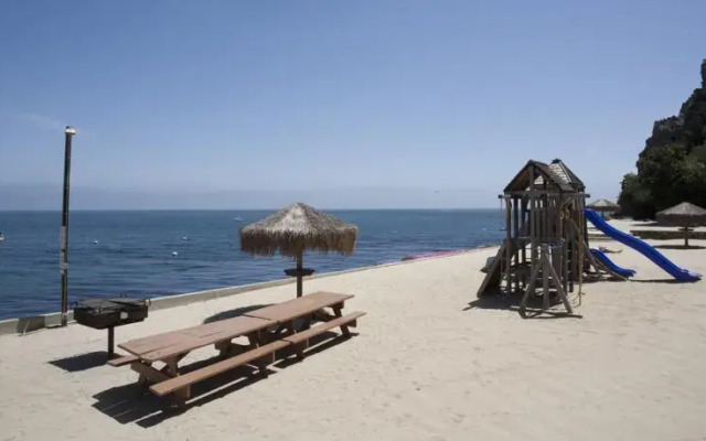 Catalina Holiday Beachfront Villas