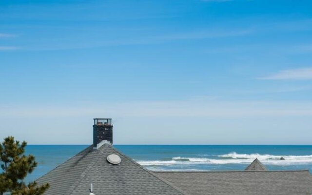 Colbyco Sand Hills Beach Scituate 10 Br home by RedAwning