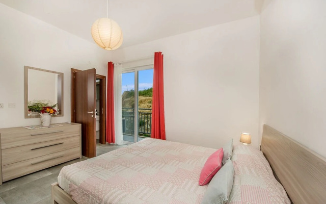 The Hillock North D6